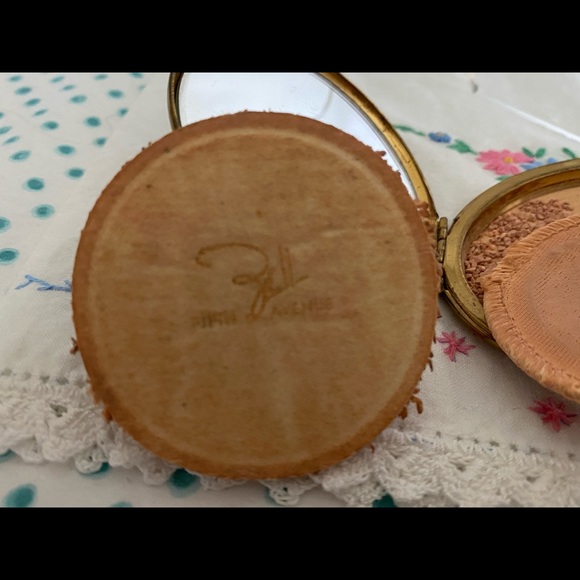 Vintage 1940s Zell Fifth Avenue Powder Compact with Original Case - Picture 12 of 14